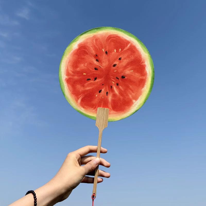 Скидка для новых посетителей: Расписанный вручную веер «Арбуз» - Портативный, Креативный китайский стиль для лета