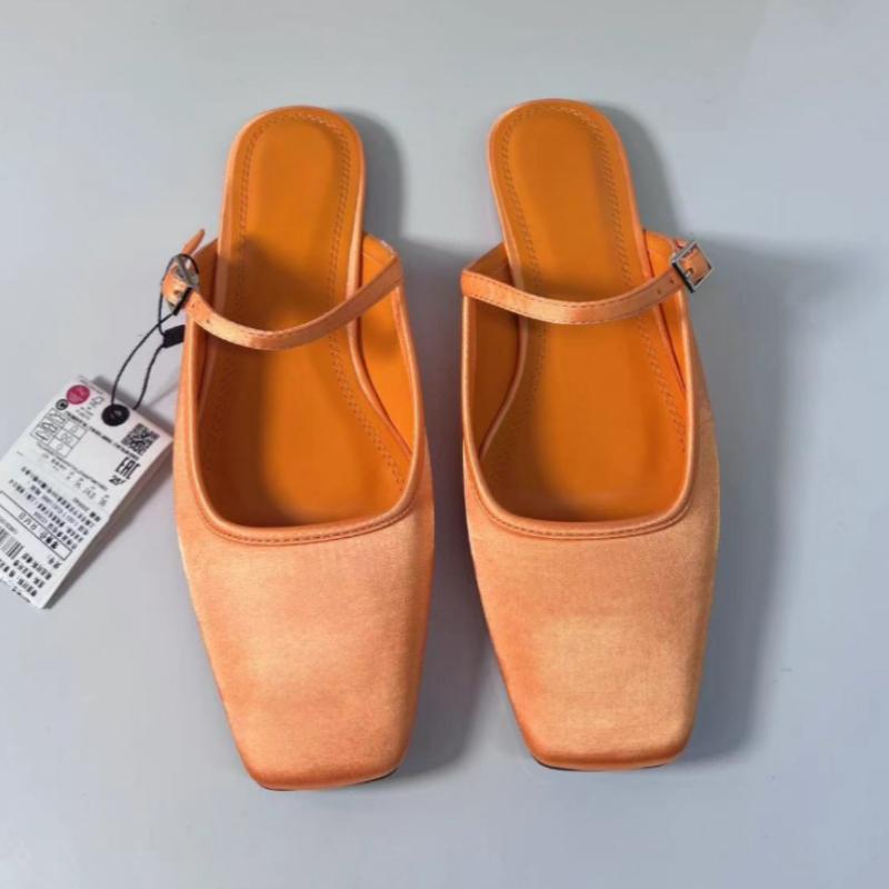 Модные летние сандалии на плоской подошве женские 2025 новые квадратный носок ремешок с пряжкой дышащий атлас повседневные слинги шикарные мюли для женщин