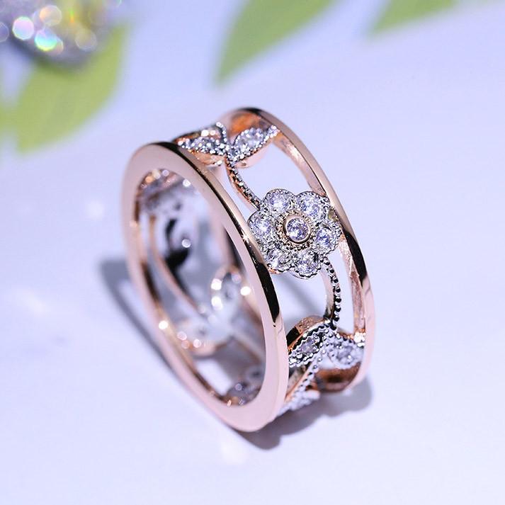 Elegant Women Classics Fashion Flower Plating Zircon Wedding Ring For Timeless Beauty