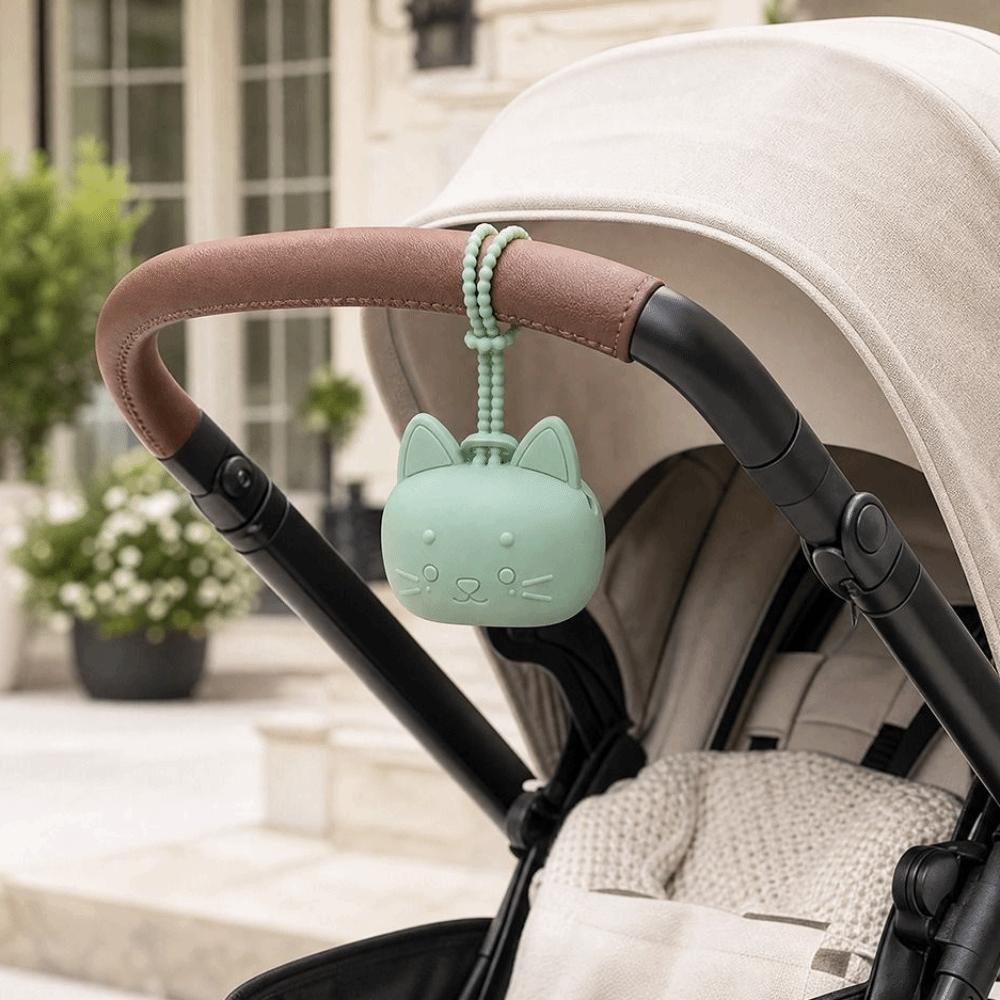 Soft Grip Strap Pacifier Case with lanyard Pacifier Pouch Cute Silicone Pouch Stroller Travel