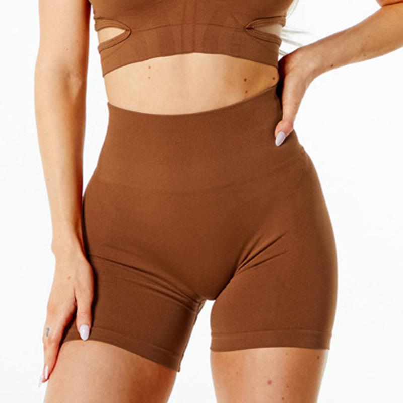 Бесшовный комплект для европейской и американской йоги: Красивый бюстгальтер на спине и шорты с высокой талией