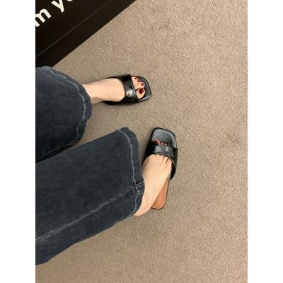 Женская обувь – Сандалии