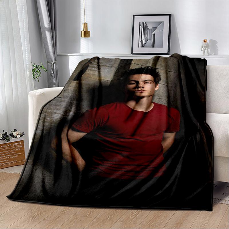 3D Dylan O’Brien DOB Actor Soft Plush Blanket,Flannel Blanket Throw Blanket for Living Room Bedroom Bed Sofa Picnic Cover Gift