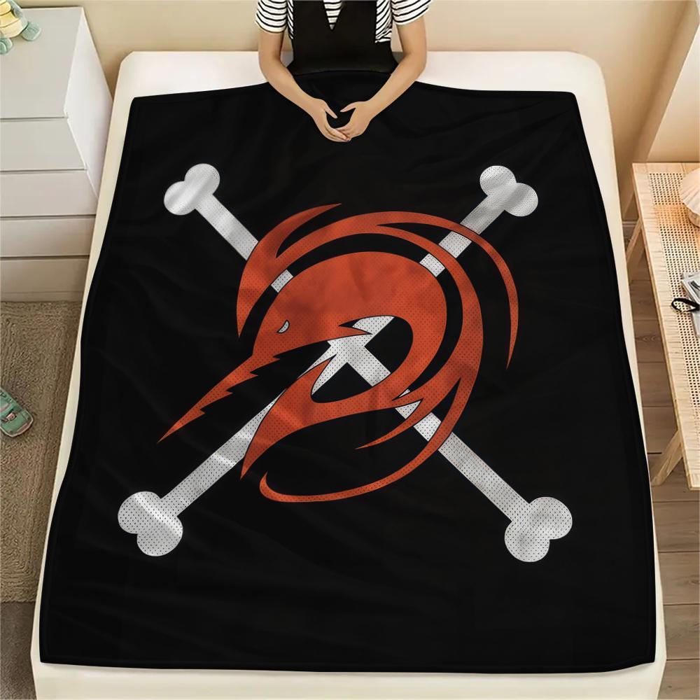 ONE PIECE Logo Flannel Blanket Charming Printed Pattern Fit For Bedroom Chair Sofa Bed Picnic Travel -HE30