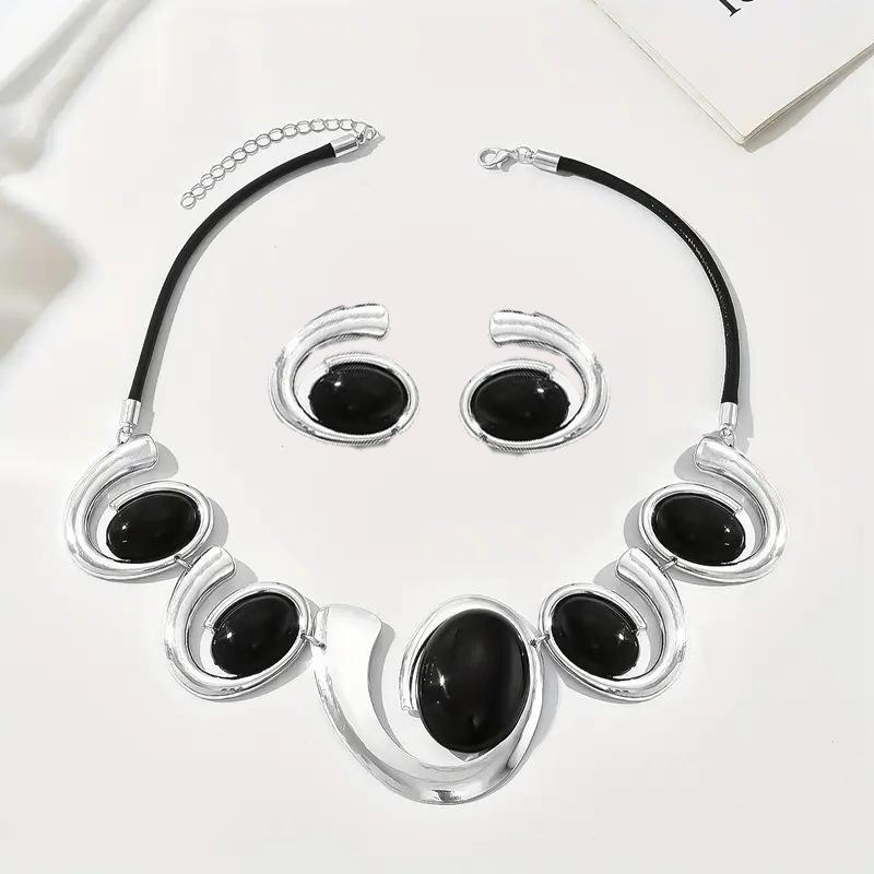 Винтажное ожерелье с улиткой Изысканный роскошный шарм Европейские и американские женские аксессуары Горячие продажи Преувеличенное персонализированное ожерелье Ювелирные изделия Подарки