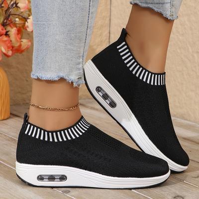 Весенняя и осенняя обувь Большие размеры Небольшая горловина Летающие плетеные туфли с круглым носком и толстой подошвой Повседневные одинарные туфли Женская обувь