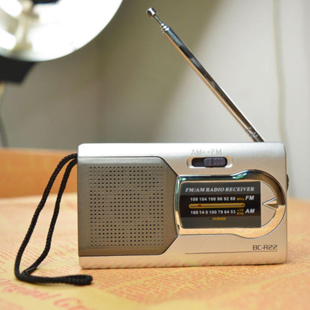 Мини AM/FM радиоприемник DC 3V Всемирный приемник Тонкий карманный радиоприемник с антенной Всемирный приемник Динамик Универсальный серебристый