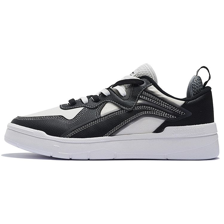 Li Ning Wei Wu Lite Low-Top Sneakers Men Sneakers Black White AGCS097-3
