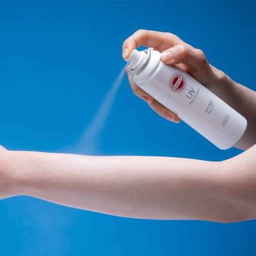Солнцезащитный спрей KOSE Protect UV SPF50+ PA++++ 90г, солнцезащитное средство большого объема в комплекте.