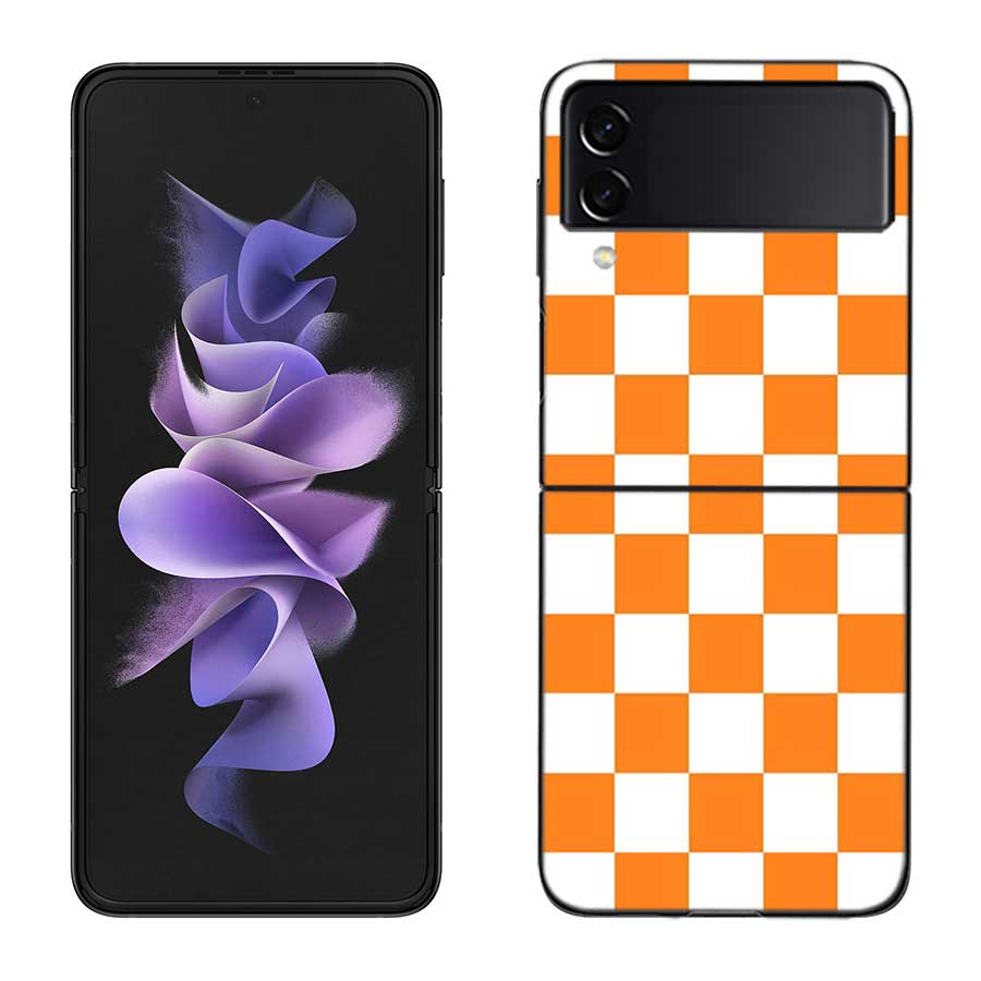 Retro Classic Chess Board Grid Phone Case For Samsung Z Flip 7 6 5G Galaxy Z Flip 5 4 3 Black Hard Cell Cover Luxury PC Shell C