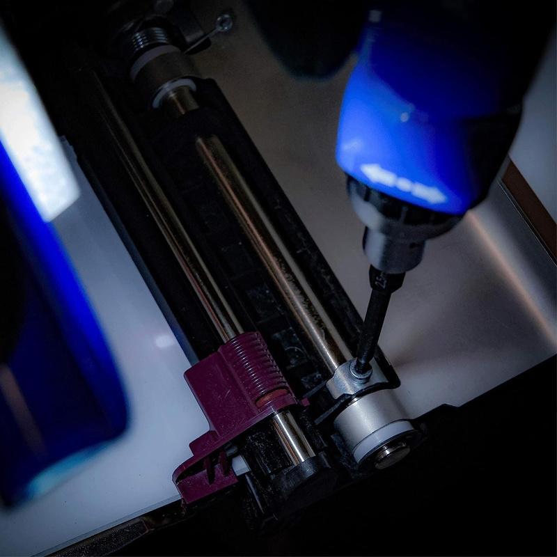 Шестигранный ключ с торцевой головкой, набор электродрелей, отвертка 1/4 дюйма, стальная отвертка S2, удлинитель, защитный магнитный наконечник