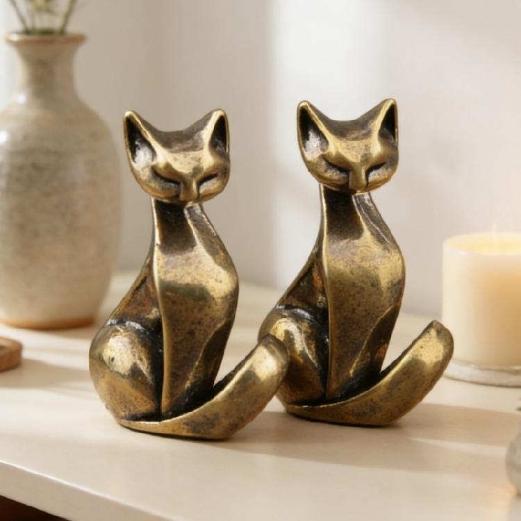 Изящная статуэтка кошек из литой бронзы Модная скульптура кошки Орнамент Декоративный предмет для журнального столика прикроватной тумбочки шкафа