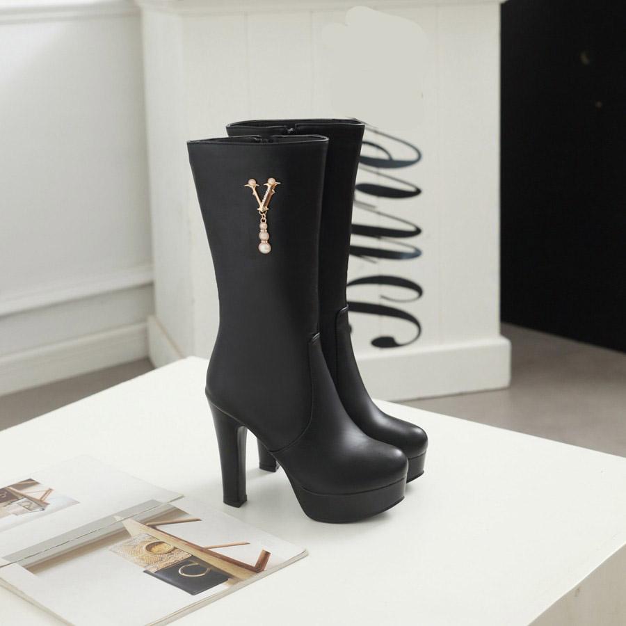 Женские короткие сапоги на высоком каблуке, новые осенне-зимние непромокаемые однотонные короткие ботинки на платформе и толстом каблуке