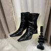 Мода 2024 осень новые маленькие квадратные ботильоны на толстом высоком каблуке короткие сапоги сапоги для верховой езды высокие каблуки модные сапоги в форме треугольного каблука 35-40