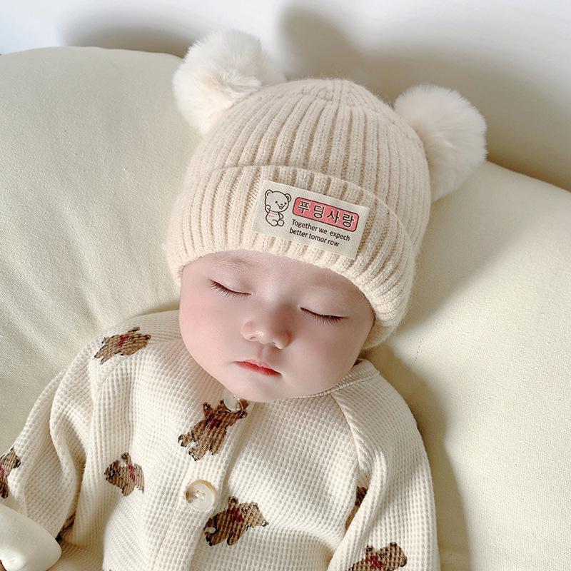 Adorable Newborn Wool Hat: Cozy Knit Cashmere for Boys & Girls, Perfect for Autumn/Winter.