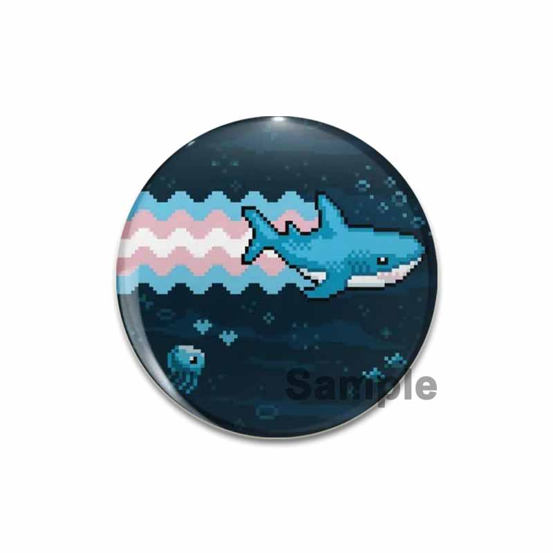 32/44/58 мм милые значки аниме-сериала забавный значок кота енота интересные мультяшные животные броши рюкзак одежда подарок аксессуар