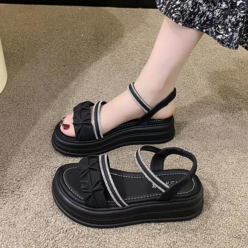 Outdoor Diamond 2025 Luxury Daily Ladies Shoes Cheap Liquidation High Quality Wholesale Vintage Summer Casual Women's Sandals
