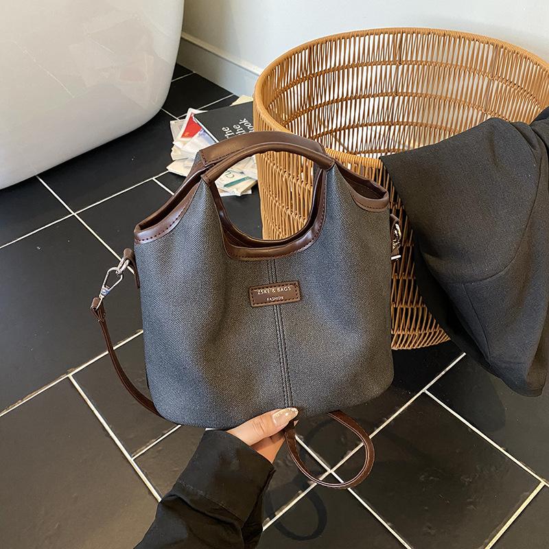 Премиальная женская сумка 2025 новая модная дорожная сумка на плечо, повседневная универсальная сумка-мессенджер, сумка-ведро