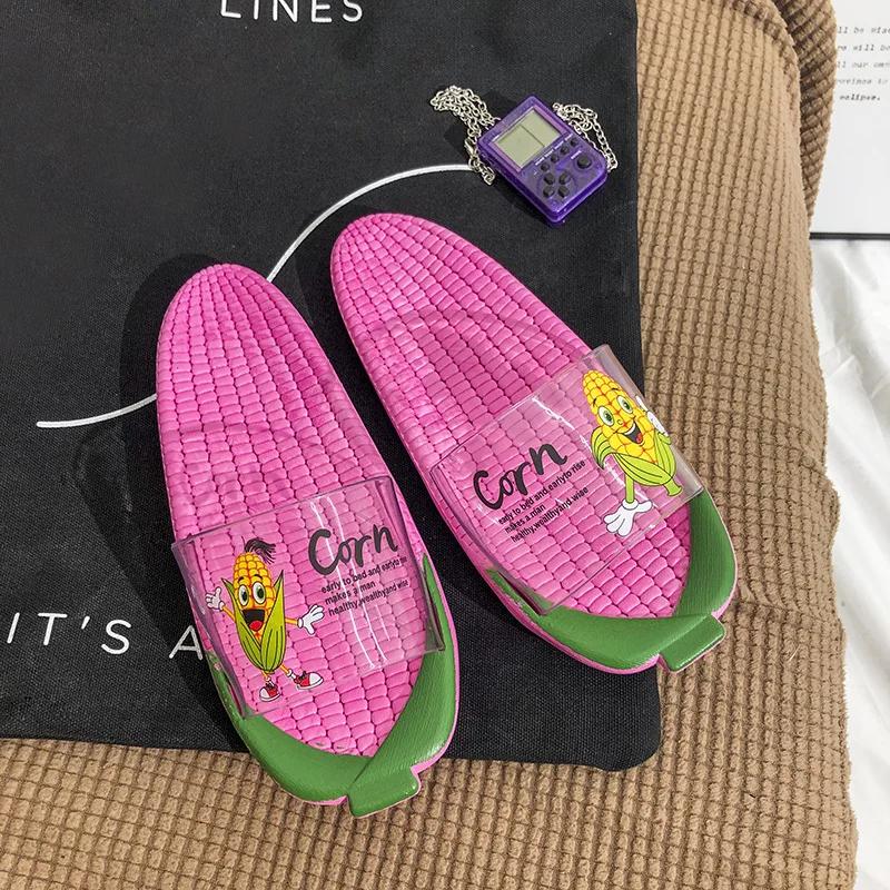 Креативные красные тапочки из кукурузной сетки для дома, домашняя обувь для ванной, нескользящая женская обувь, летние новые трендовые шлепанцы с мягкой подошвой для женщин