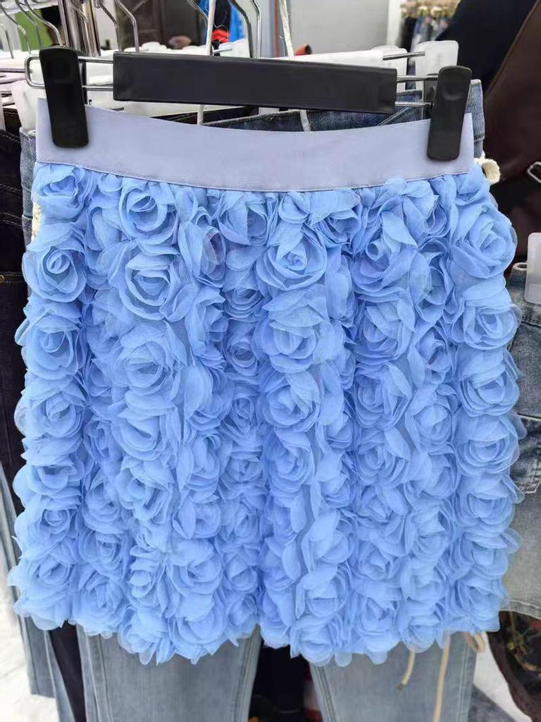 Женская европейская и американская A-силуэтная юбка с 3D-розами: Элегантная короткая юбка для похудения