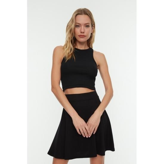 Гибкая трикотажная майка в рубчик с вырезом на шее Super Crop Halter