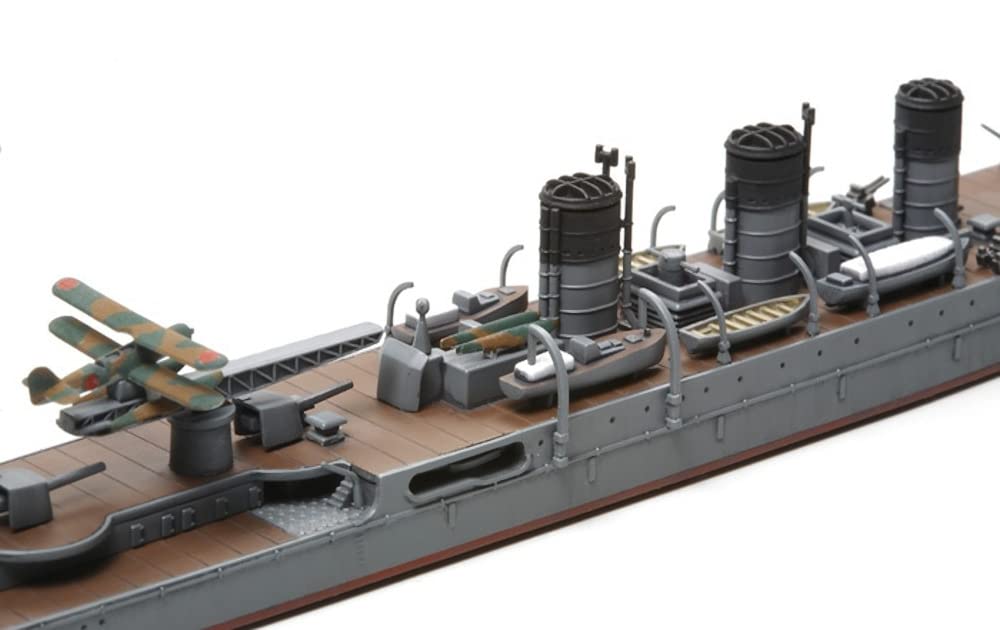 Tamiya Легкий крейсер ВМС Японии «Abukuma» серии «Waterline» Пластиковая модель 31349 1/700 № 349