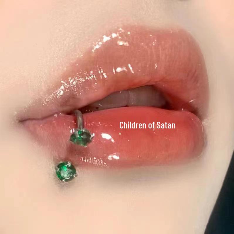 Zircon Diamond Horseshoe Lip Stud: No Man's Land Edition for Cartilage and Lip Piercings.