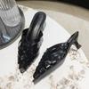 Летние женские тапочки плетеные с острым носком слипоны женские мюли обувь на плоской подошве сандалии обувь платье шлепанцы mujer