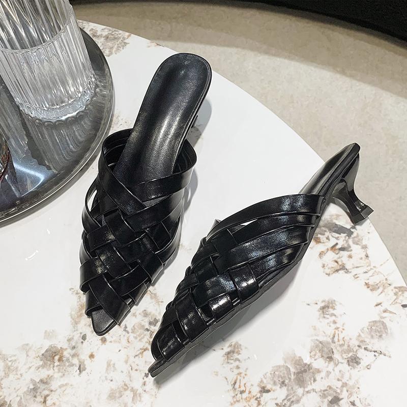 Летние женские тапочки плетеные с острым носком слипоны женские мюли обувь на плоской подошве сандалии обувь платье шлепанцы mujer