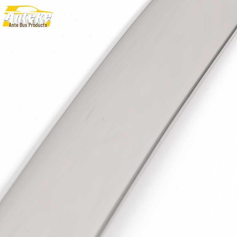 Наклейка для защиты от царапин на переднюю решетку и капот Golf 8