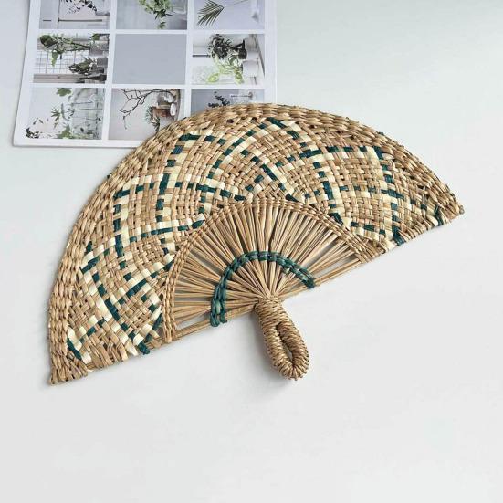 Handmade Straw Weaving Fan Natural Sea Grass Raffia Hand Fan Semicircular Woven Palm Leaf Handheld Fan Summer Cooling Fan Wedding Party Decoration