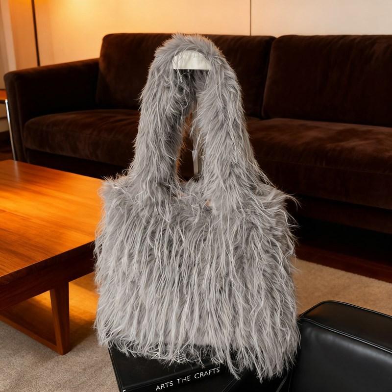 2025 Осень/Зима Новая Шерстяная Женская Сумка Большая Вместимость Сумка-Тоут Модная и Простая Сумка на Одно Плечо Под Мышку Ручная Плюшевая Сумка