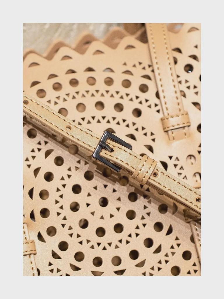 2024 Резная кожаная сумка-тоут: Mina женская сумка-мессенджер из коровьей кожи с одним плечом и полой корзиной