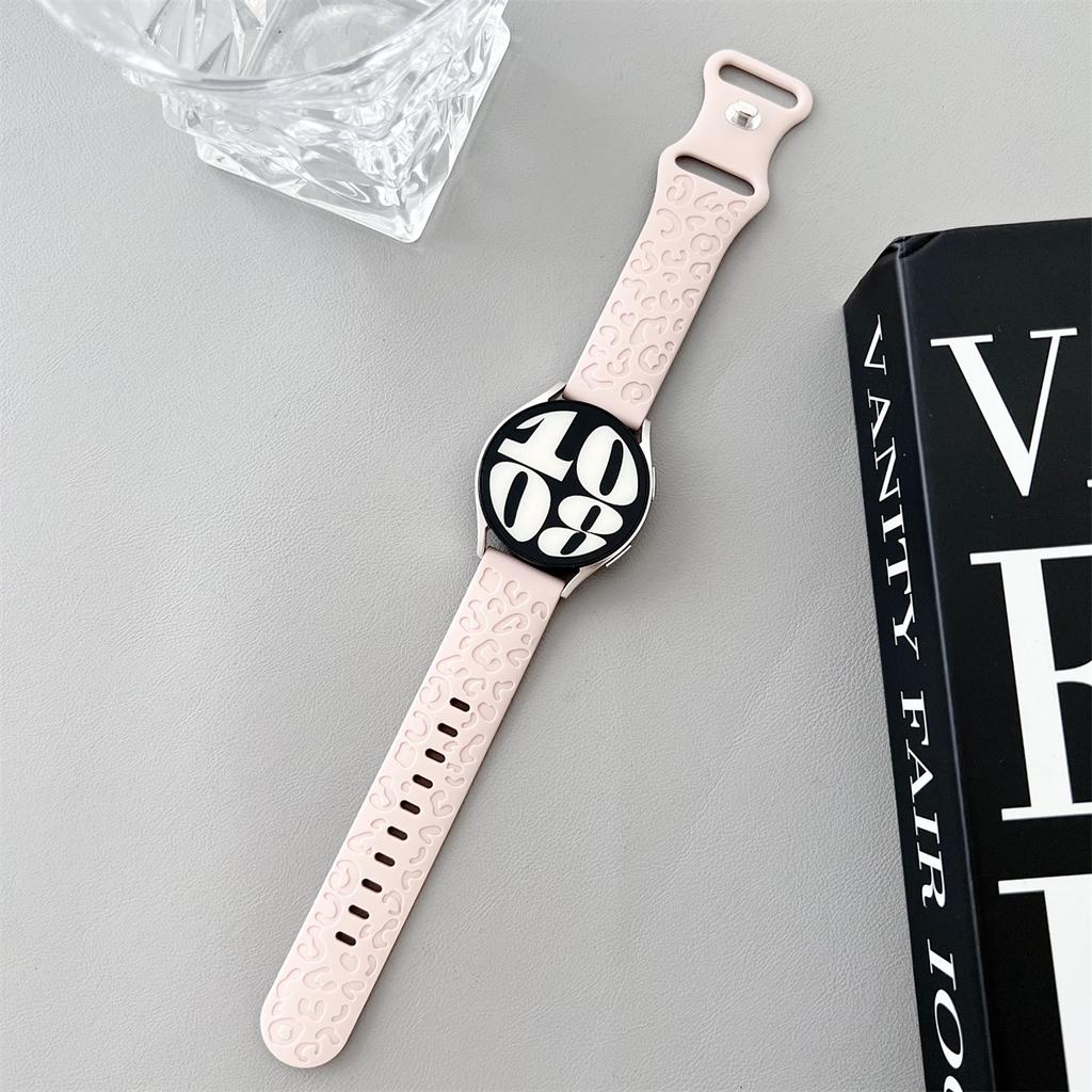 Ремешок с леопардовой гравировкой 20 мм, 22 мм для Samsung Galaxy Watch 6, 5, 4, 40 мм, 44 мм, силиконовый милый ремешок Gear S3 6, классический, 43 мм, 47 мм, Active 2