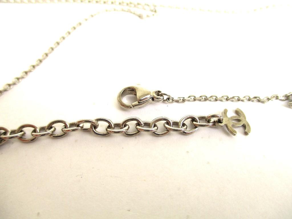 Authentic CHANEL CC Logo Camellia Motif Plastic Plated Silver Chain Necklace #9786 Refurbished