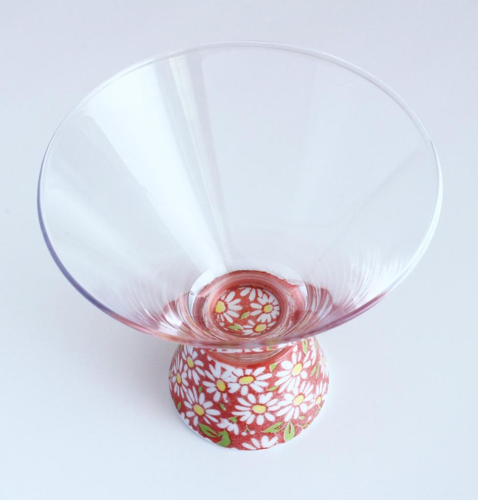 Arita Ware Roman Glass SAKE GLASS, Trapezoid, Small Red Chrysanthemum Design, HT-18-7