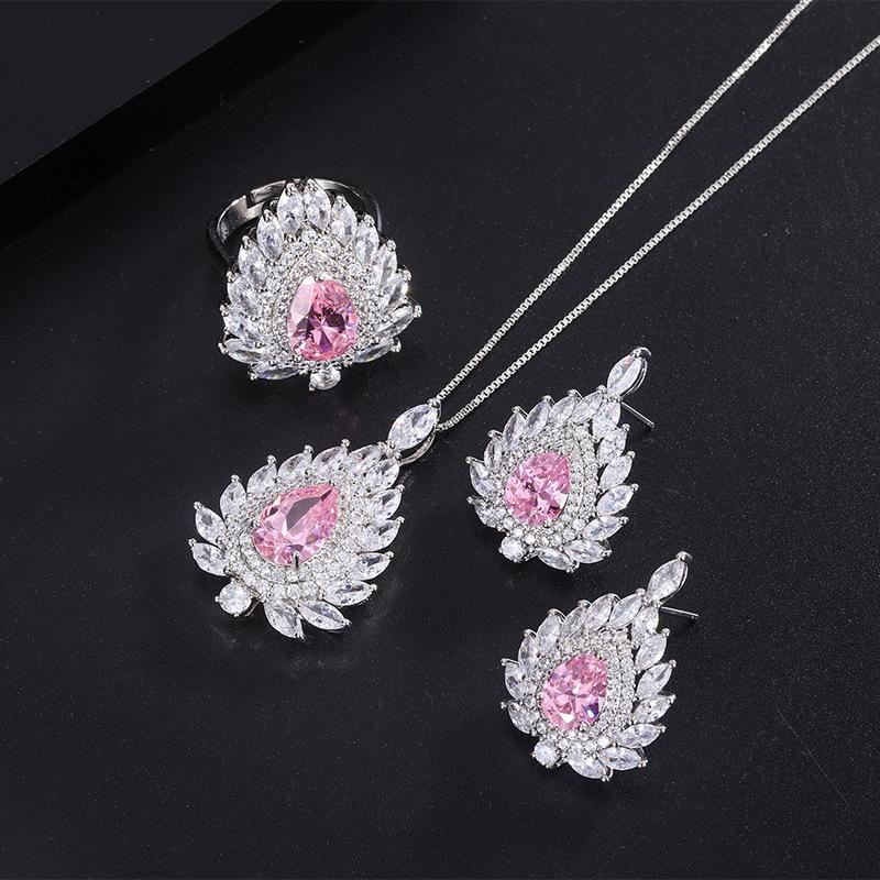 S925 Серебряная игла Популярная имитация ювелирных изделий Аксессуары Набор Премиум Розовые Бриллианты Серьги Кольцо Подвеска Женщины