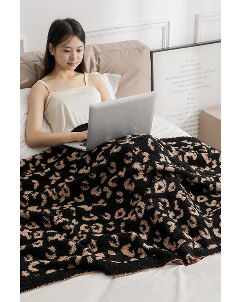 Azura Exchange Вязаное одеяло с леопардовым узором - 127*152 см