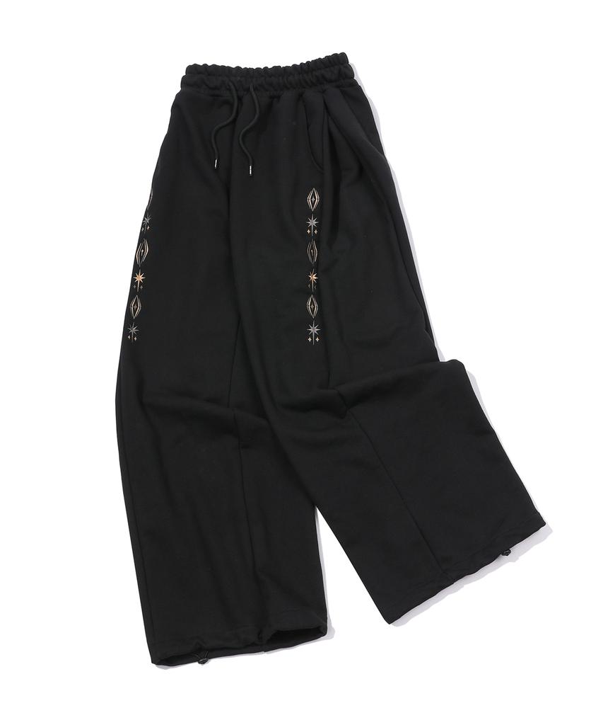 CPGN STUDIO Sleeve Star Curved Sweatpants Black