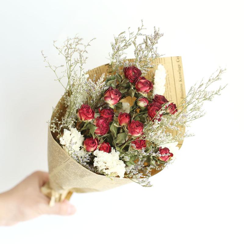 Valentine's Day Dried Flower Bouquet: Rose, Forget-Me-Not, Baby's Breath, Sunflower - Perfect for Teacher's Day, Qixi Festival, or Birthday Gifts