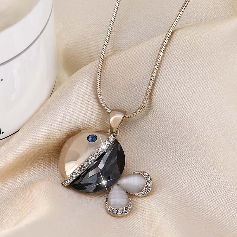 Personalized Crystal Fish Pendant Sweater Chain Fashionable Simple Long Necklace