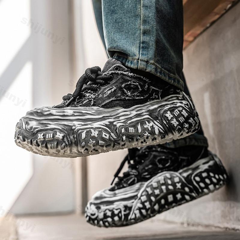 Модные нишевые джинсовые лоскутные дышащие повседневные мужские туфли 2025 весенний тренд моды обувь на толстой подошве удобные массивные кроссовки