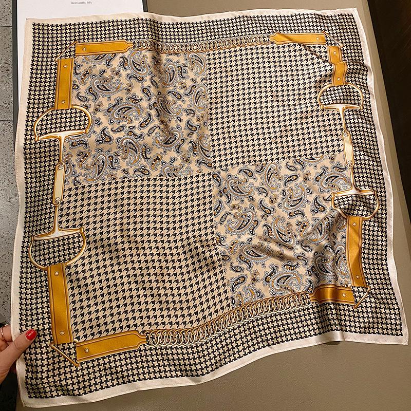 Decorative Thousand Bird Grid Small Square Scarf Women'S Scarf Elegant Mulberry Silk Scarf Versatile