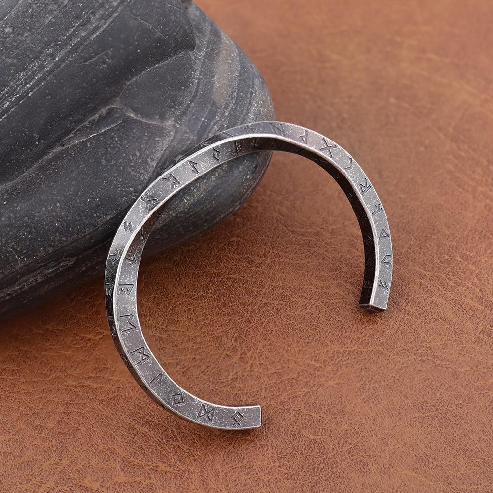 Trendy Simple Nordic Letter Bracelet for Men Women Stainless Steel Adjustable Viking Rune Mobius Twist Cuff Bangles Jewelry Gift