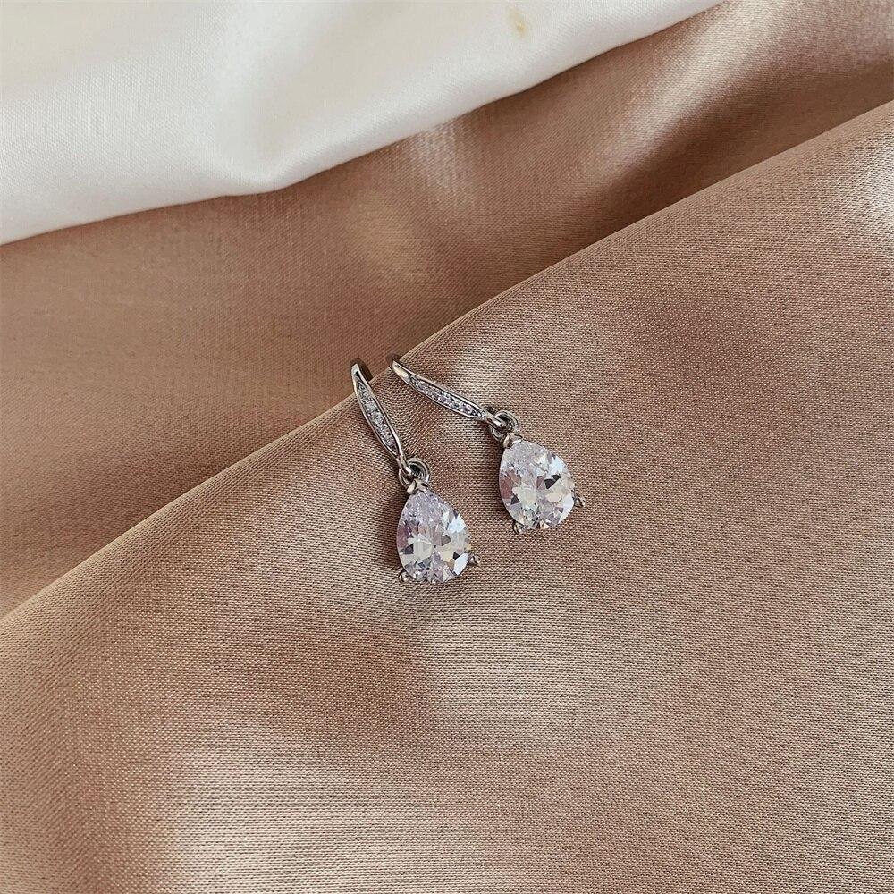 New Women Earring Pendant 925 Silver Fashion Simplicity Luxury Micro -Inlaid Zircon A Pair Piercing Hoops Earrings Jewelry Gift