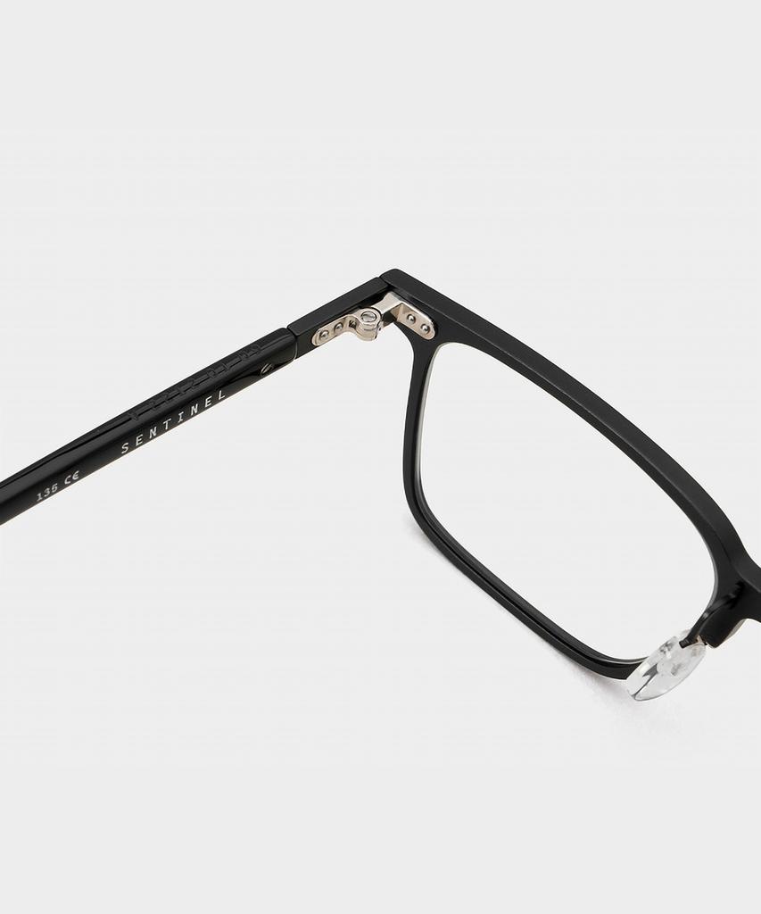 Akilla Sentinel 2212 01 09 Black 48Size