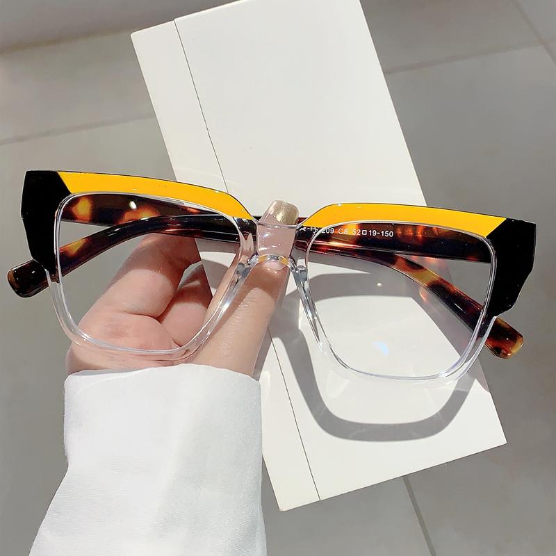 Oversized Eyeglasses Frames 2024 Stylish New In Multicolor Spectacles Trendy Fashion Non-Prescription Women Eyeglasses