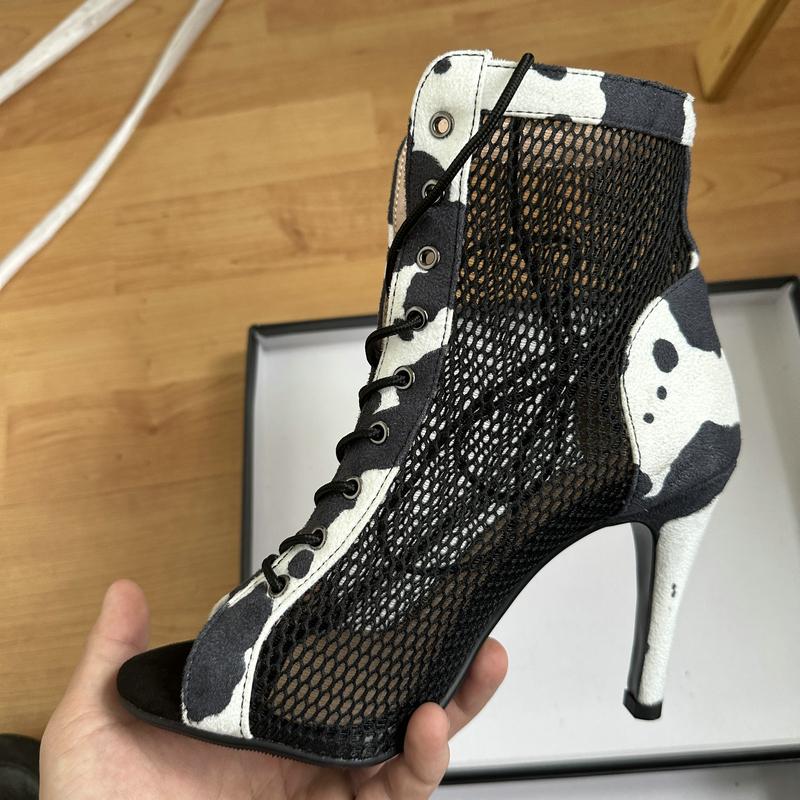 Сандалии на каблуке с открытой сеткой, летние модные трендовые удобные ботинки с открытым носком, женская обувь на шпильке для джазовых танцев, большие размеры