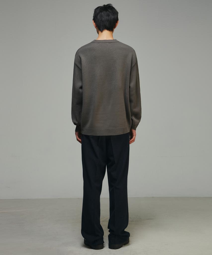 SIGNATURE V-Neck Relaxed Knit [Charcoal]