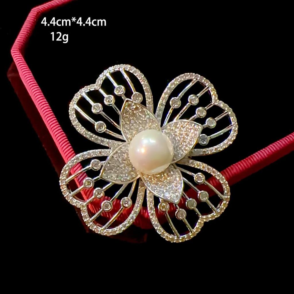 Vintage Elegant Black and White Ribbon Bow Brooch for Women Luxury Zircon Sunflower Corsage Coat Sweater Pin Woman Accessories